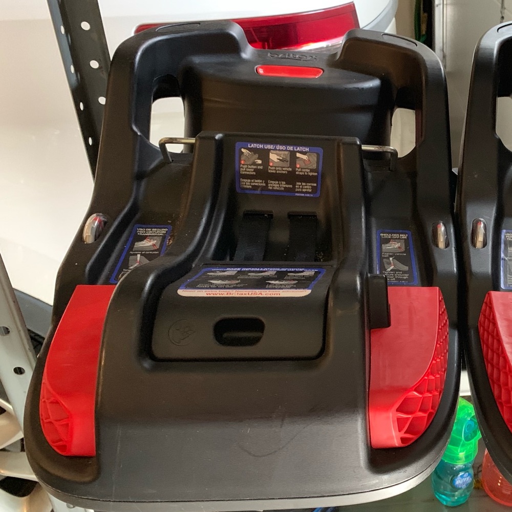 Car seat bases